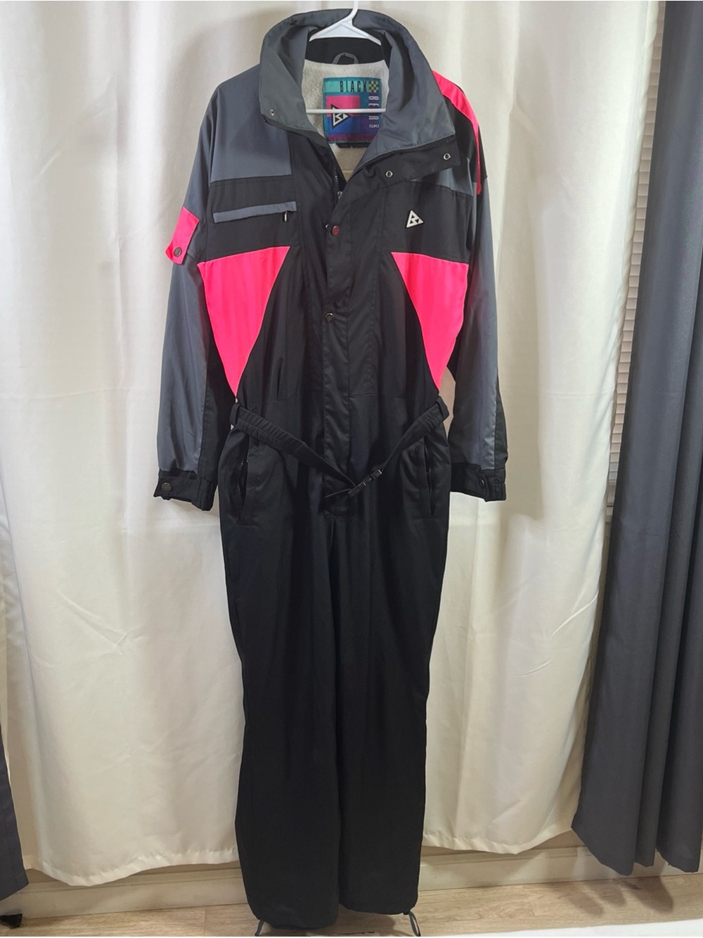 VTG Black Bear Snowboard Ski Retro Snow Suit One Piece Snap Belt Unisex Medium